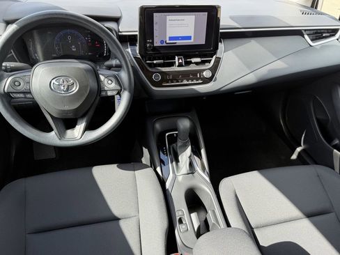 Used 2026 Toyota Corolla LE FWD image 17