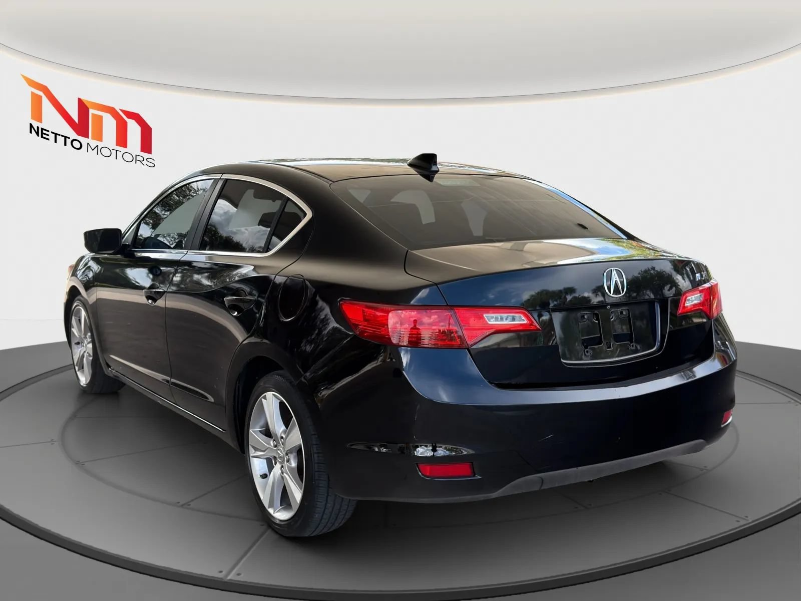 Used 2015 Acura ILX FWD image 3