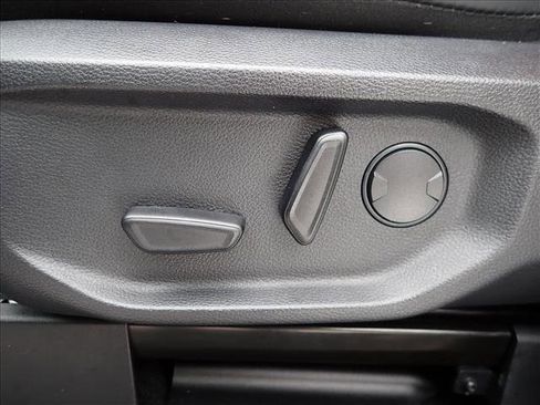 Used 2025 Ford Ranger Raptor AWD/4WD image 11