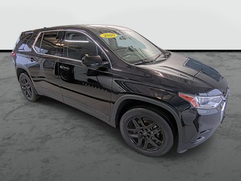 Used 2020 Chevrolet Traverse LS w/ LPO, Floor Liner Package FWD image 4