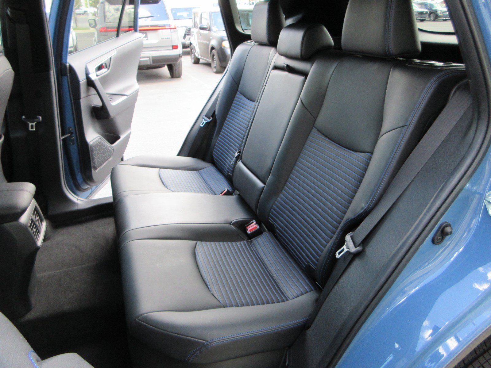 Used 2024 Toyota RAV4 XSE w/ Advanced Technology Package AWD/4WD image 23
