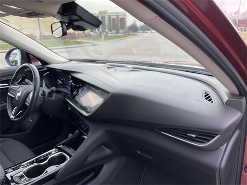 Used 2023 Buick Envision Preferred image 17