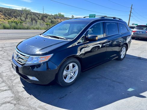 Used 2012 Honda Odyssey Touring image 2