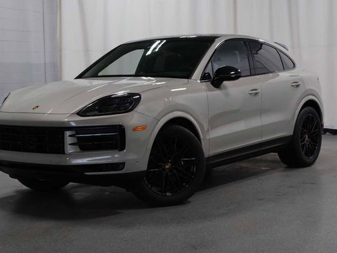 New 2026 Porsche Cayenne Coupe AWD/4WD image 1