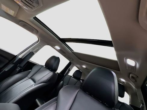 Used 2022 Subaru Ascent Limited w/ Technology Package image 23