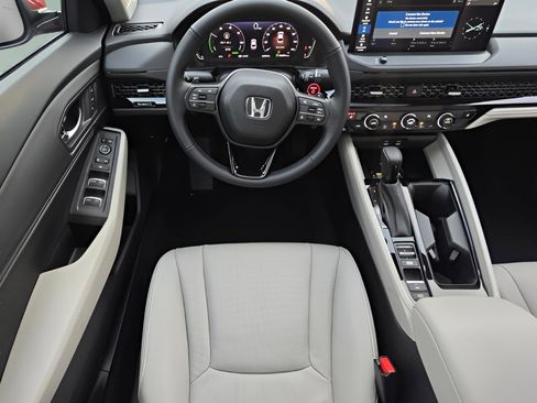 New 2025 Honda Accord EX-L image 18