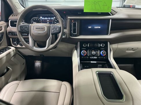 Certified 2021 GMC Yukon Denali w/ Advanced Technology Package AWD/4WD image 12