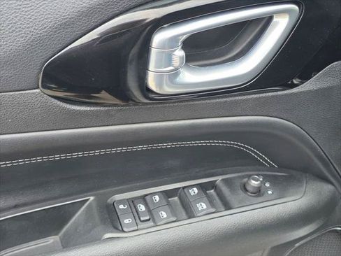Certified 2022 Jeep Compass Latitude FWD image 14