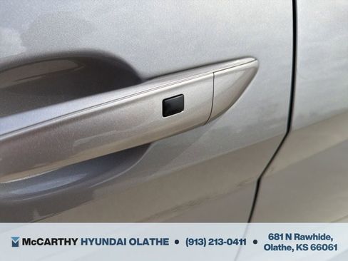 Certified 2023 Hyundai Elantra SEL w/ Convenience Package FWD image 17