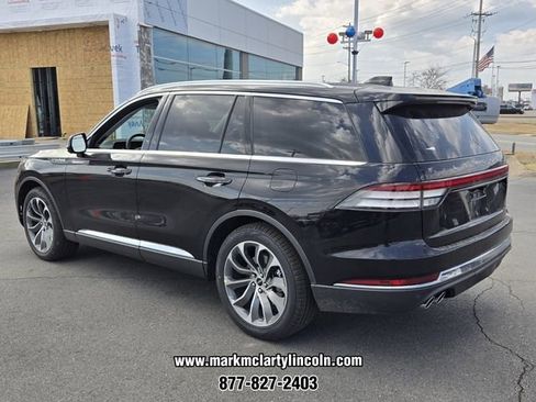 New 2026 Lincoln Aviator 2WD image 3