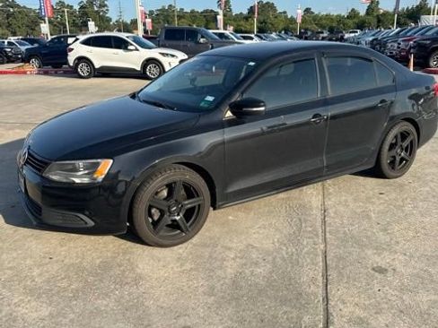 Used 2014 Volkswagen Jetta SE FWD image 1