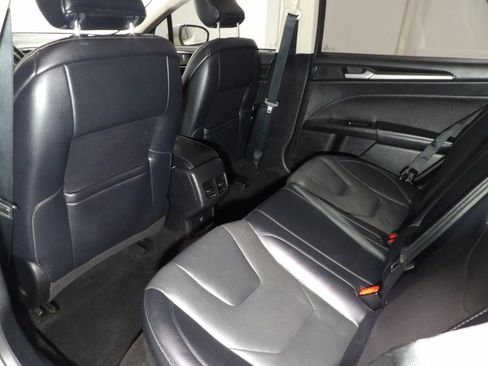 Used 2019 Ford Fusion Titanium AWD/4WD image 13