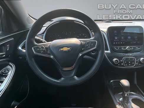 Used 2023 Chevrolet Malibu LT FWD image 5