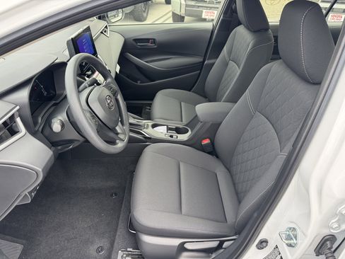 New 2026 Toyota Corolla LE image 2