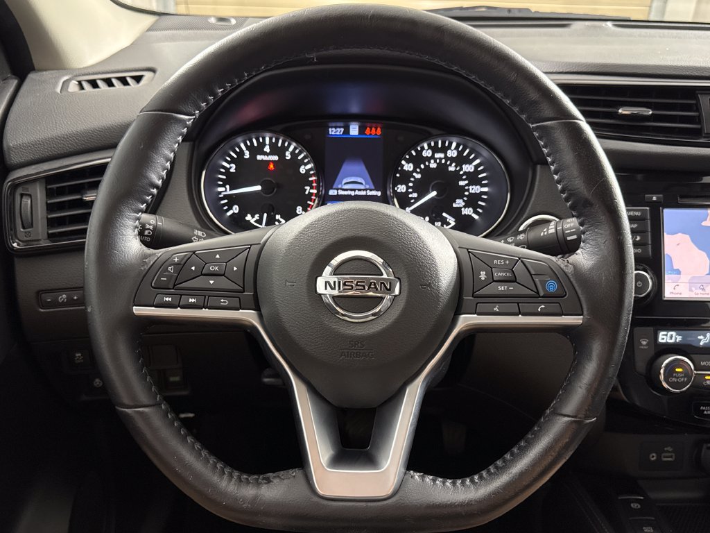 Used 2020 Nissan Rogue Sport SL FWD image 15