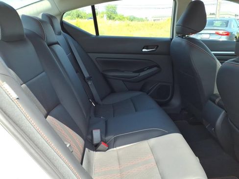 Certified 2023 Nissan Altima 2.5 SR w/ SR Premium Package AWD/4WD image 12