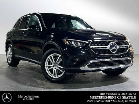 Certified 2025 Mercedes-Benz GLC 300 image 1