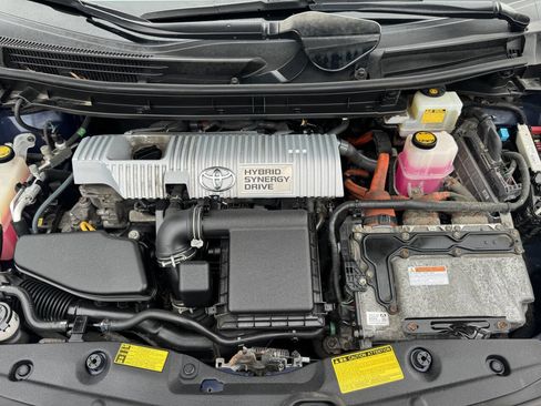 Used 2011 Toyota Prius One image 36