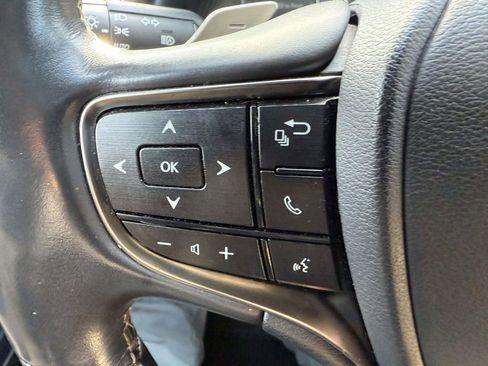 Used 2020 Lexus ES 300h w/ Premium Package image 21