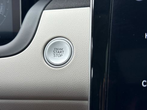 Used 2024 Hyundai Tucson Limited image 14