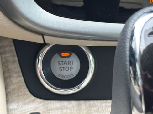 Used 2024 Nissan Murano SL FWD image 25