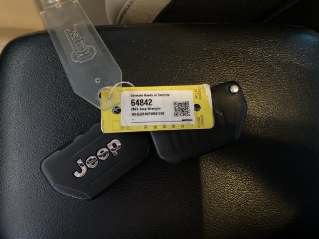 Used 2023 Jeep Wrangler Sport AWD/4WD image 30
