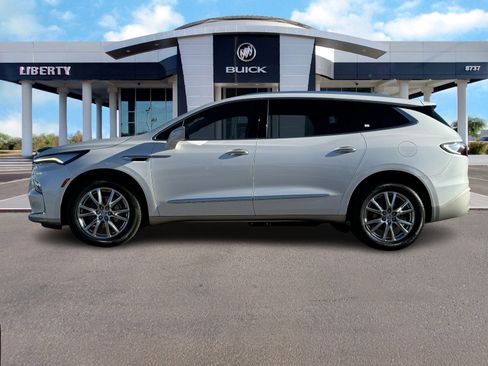 Used 2023 Buick Enclave Essence w/ Experience Buick Package image 7