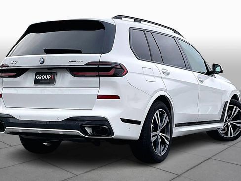 Used 2026 BMW X7 xDrive40i w/ Executive Package image 12