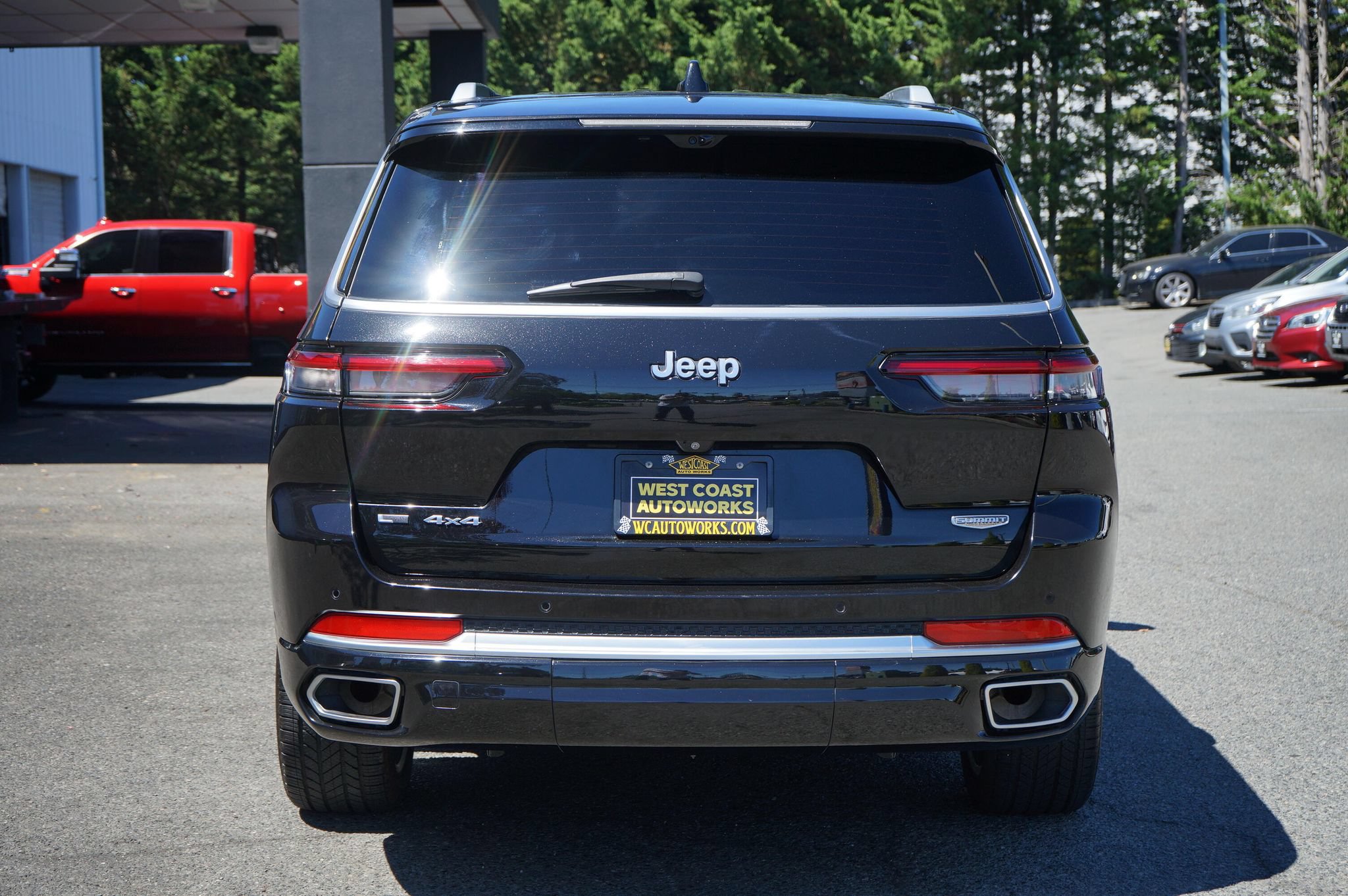 Used 2021 Jeep Grand Cherokee L Summit AWD/4WD image 4