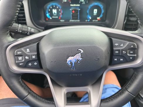 Certified 2025 Ford Bronco Badlands AWD/4WD image 19