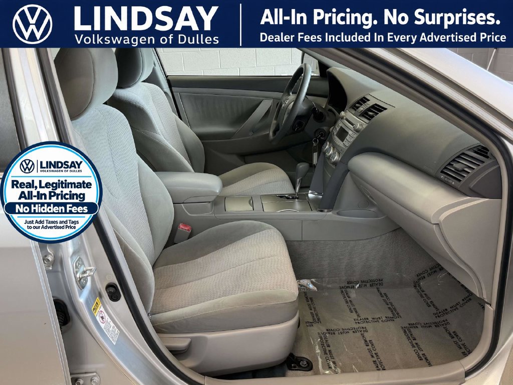 Used 2011 Toyota Camry LE w/ LE Extra-Value Pkg FWD image 12