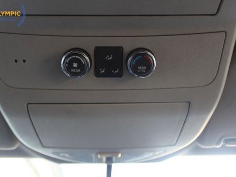 Used 2015 Nissan Armada SL image 29