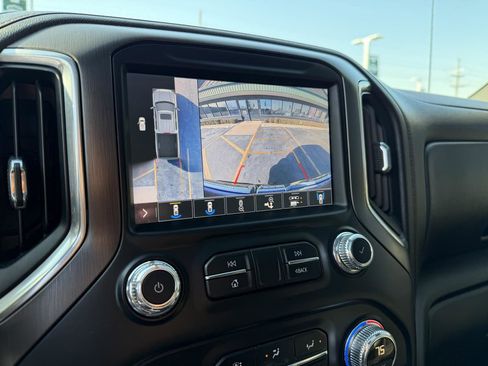 Used 2019 GMC Sierra 1500 AT4 w/ Off Road Performance Package image 45