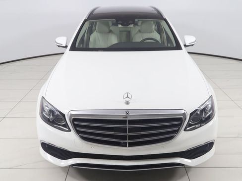 Used 2020 Mercedes-Benz E 450 4MATIC Wagon w/ Premium Package image 60
