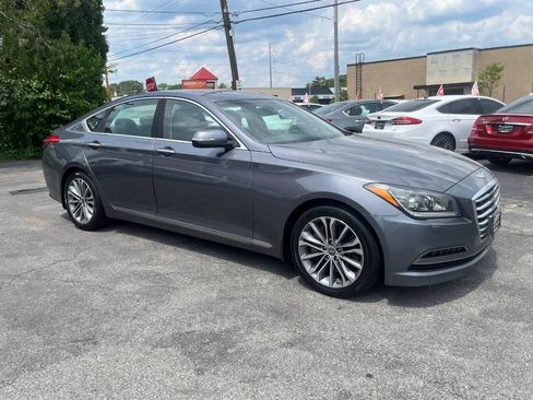 Used 2016 Hyundai Genesis 3.8 AWD/4WD image 5