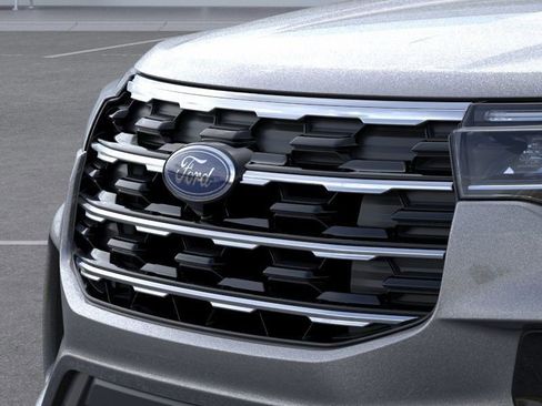 New 2026 Ford Explorer Active w/ Active Comfort Package image 18