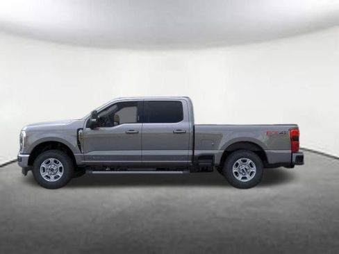 New 2026 Ford F250 XLT w/ XLT Premium Package image 3
