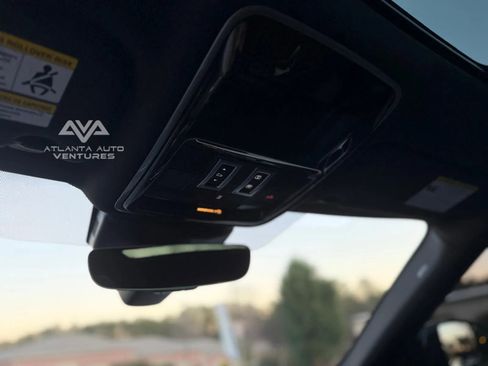 Used 2020 Land Rover Range Rover Velar R-Dynamic S image 55