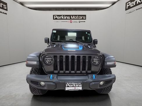 Used 2022 Jeep Wrangler Unlimited Rubicon 4xe w/ Dual Top Group AWD/4WD image 9