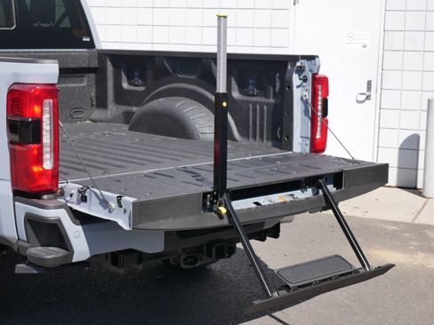 New 2025 Ford F250 Lariat w/ Lariat Ultimate Package image 28