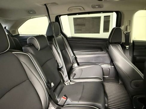 New 2026 Honda Odyssey Elite image 45
