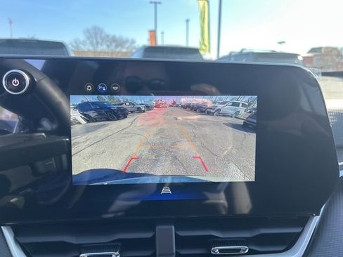 New 2026 Chevrolet Equinox LT image 22