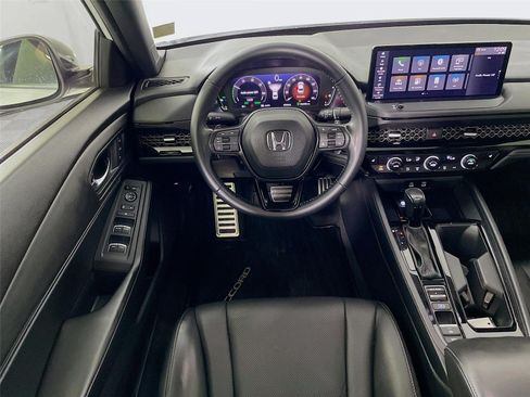 Used 2023 Honda Accord Sport image 25