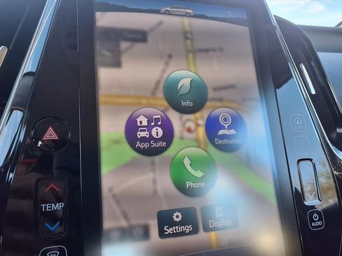 Used 2018 Toyota Prius Prime image 7