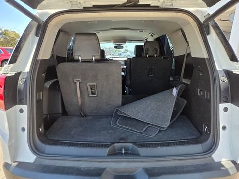 Certified 2019 GMC Acadia SLT AWD/4WD image 13