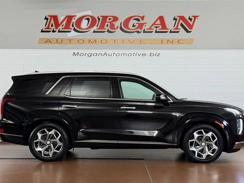 Used 2022 Hyundai Palisade Calligraphy image 2