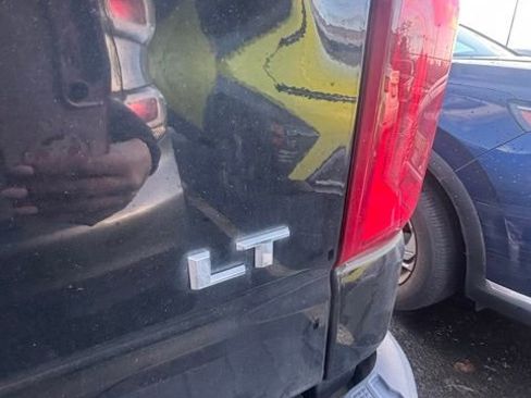 Used 2019 Chevrolet Silverado 1500 LT Trail Boss image 7