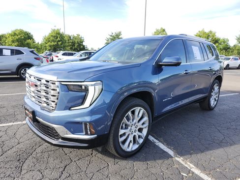 Used 2025 GMC Acadia Denali w/ Super Cruise Package AWD/4WD image 12