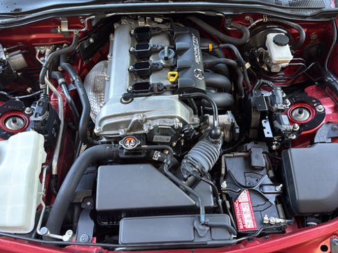 Used 2019 MAZDA MX-5 Miata RF Grand Touring RWD image 28