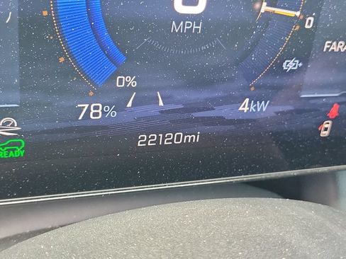 Used 2024 Chevrolet Equinox EV RS FWD image 28